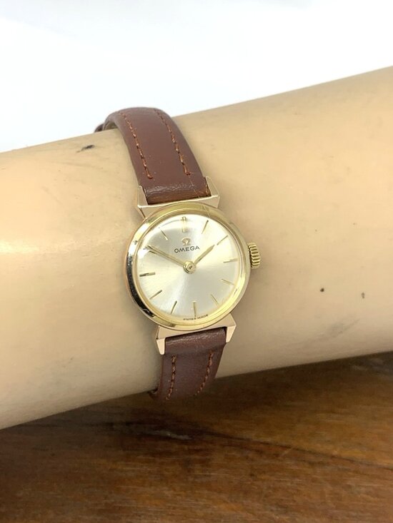 Omega Women\'s Watch 620 Swiss Mechanical Vintage 1961 Brown Leather Band 20mm main image 11